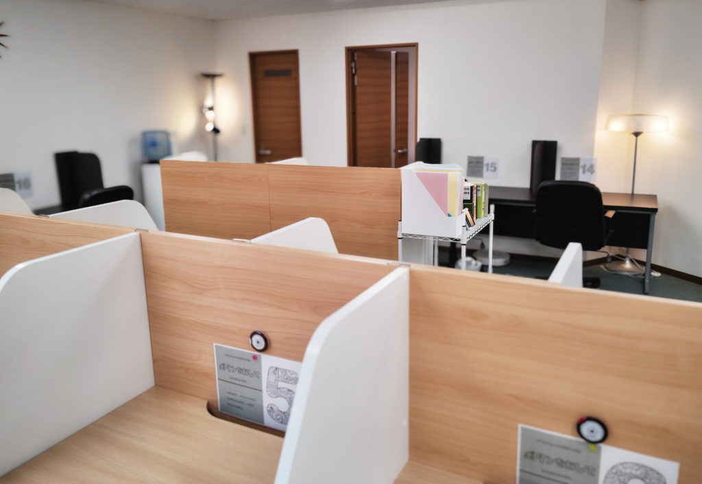 ROOT個別指導塾4中教室 上田市の高校受験 個別指導 | Smile School