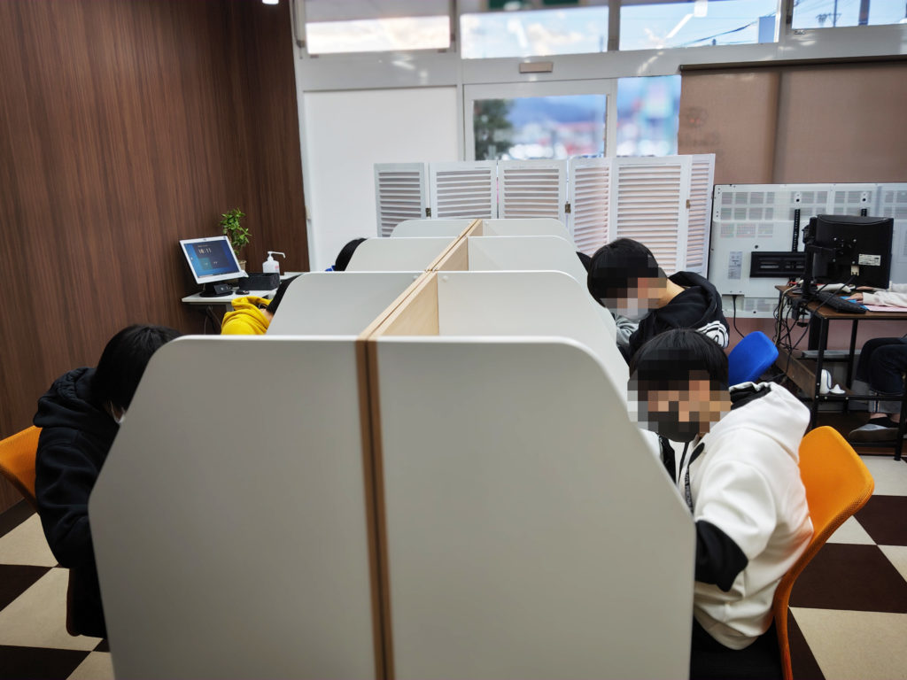 ROOT塩田教室 上田市の高校受験 個別指導 | Smile School