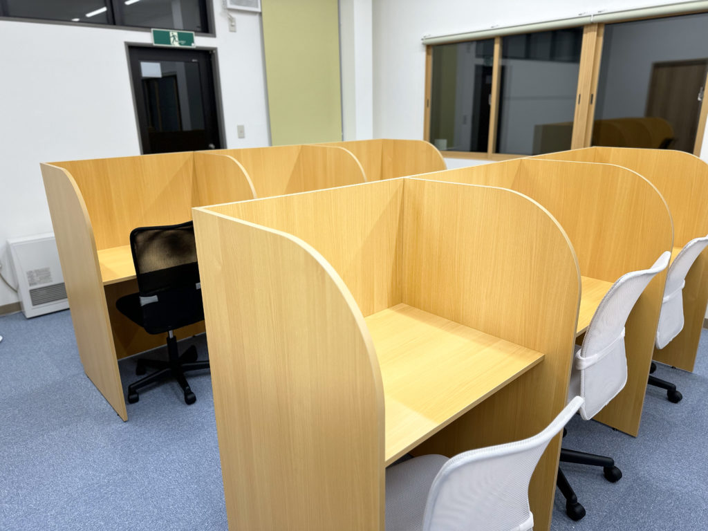 ＲＯＯＴ6中教室 上田市の高校受験 個別指導 | Smile School