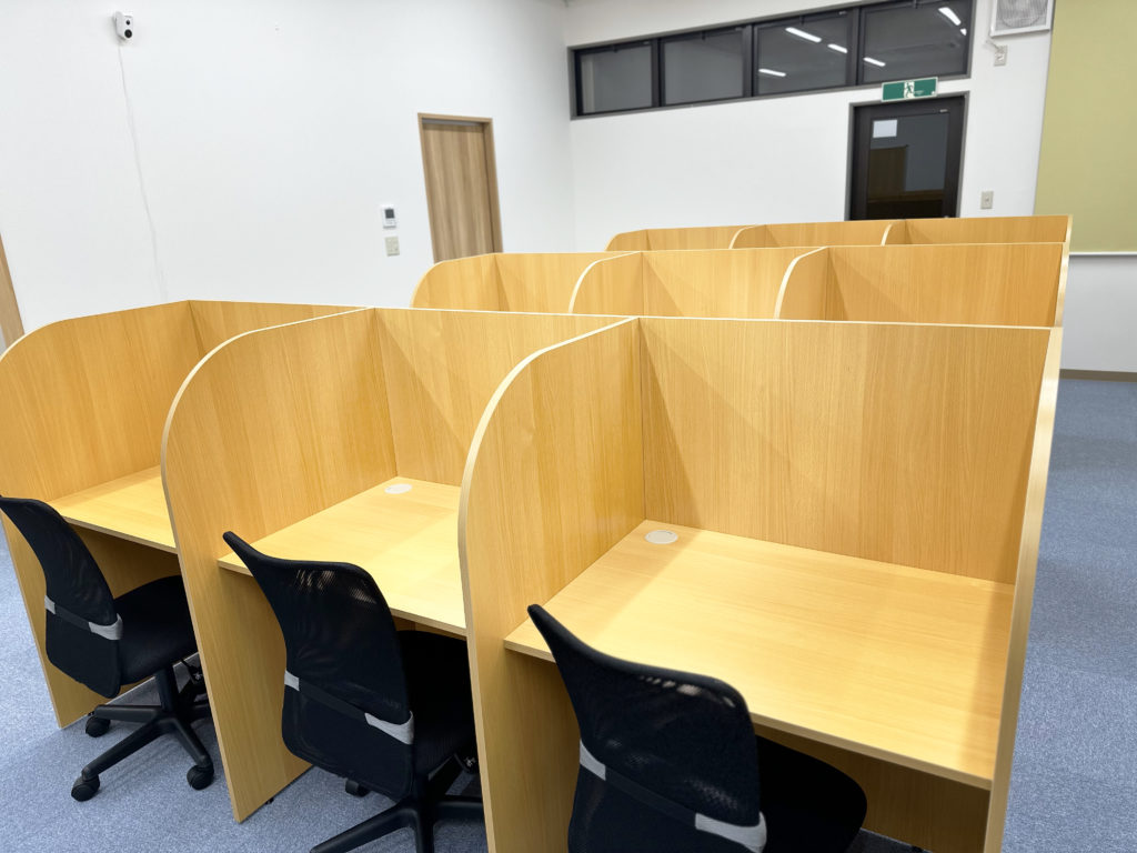 ＲＯＯＴ6中教室 上田市の高校受験 個別指導 | Smile School