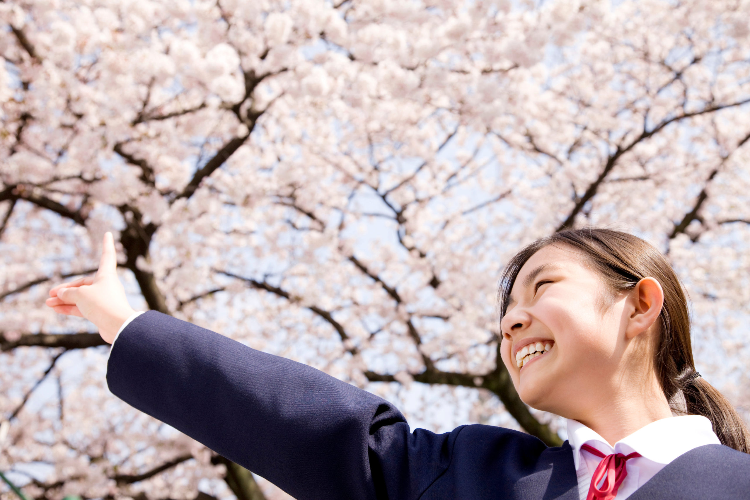 塾が嫌いだった中学生が、自信をつけて学ぶようになった様子